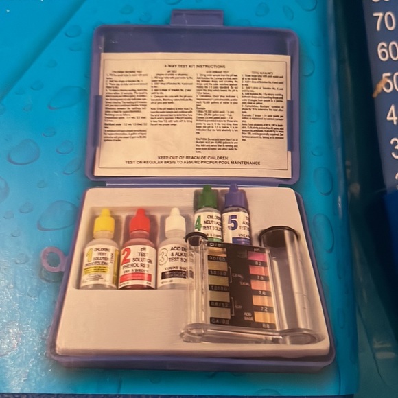 Lot of 2 Swimming Pool Items 4-way Test Kit & Thermometer NEW Ace Hardware - Picture 3 of 10